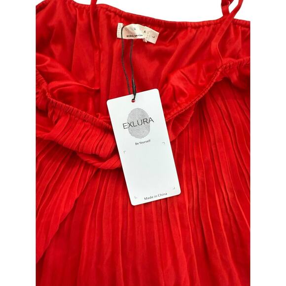 EXLURA Women's Red Spaghetti Strap Pleated romper Size Large - Picture 5 of 8